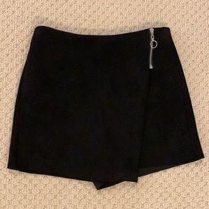 Zara black suede skort. Size Small.